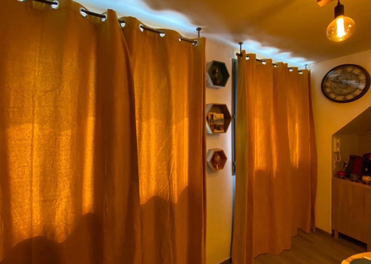 Studio Capucine - Centre Ville - Jolie Vue - Cosy อู  ภายนอก รูปภาพ